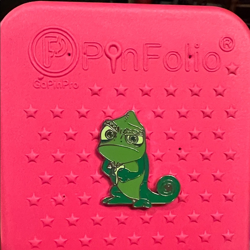 Walt Disney World - Wave B 2025 - Trading Pin - Pascal